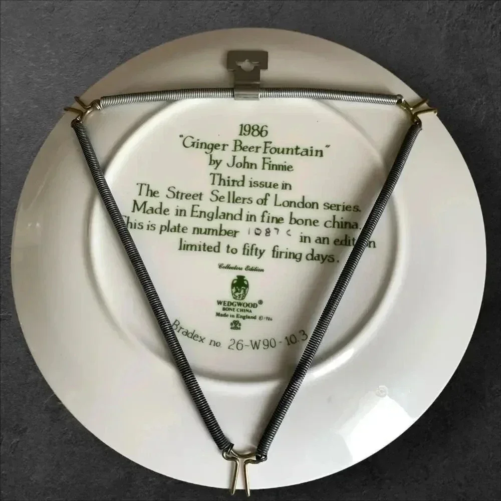 Wedgwood Collectors Plate Vintage 1986 Ginger Beer Fountain John Finnie 8.5